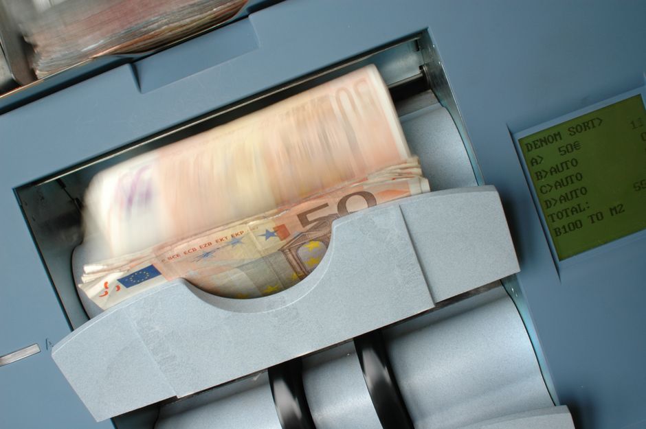 Best Way to Automate Finance: Enterprise Control Without the Mess